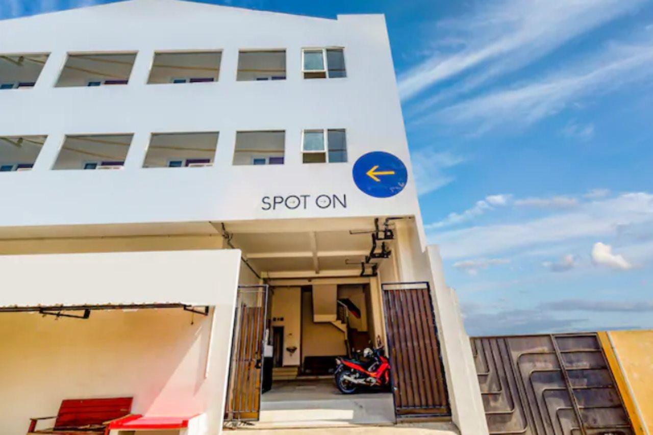 Spot On 2026 Arta Residence سيمارانغ المظهر الخارجي الصورة
